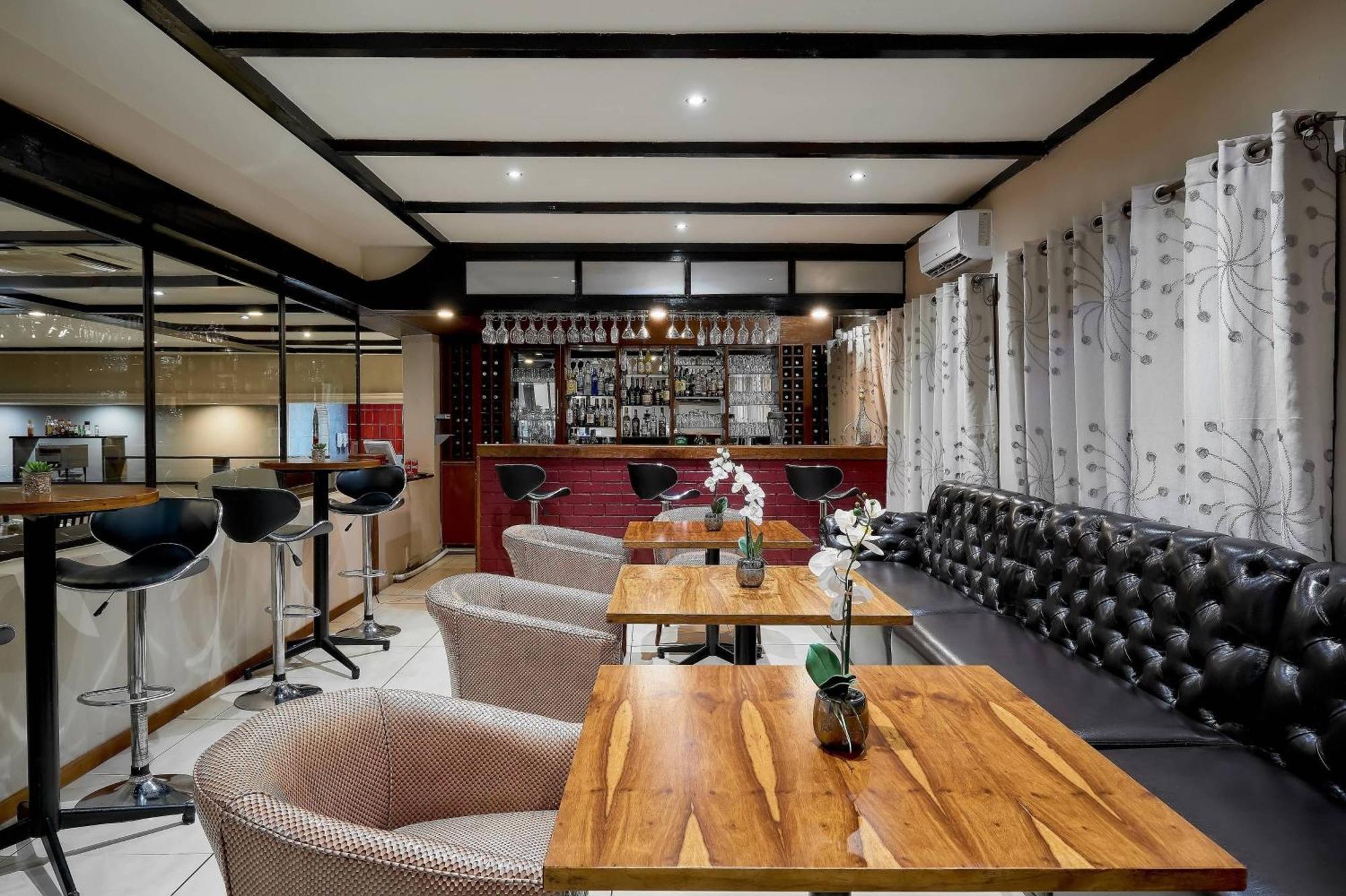 Protea Hotel By Marriott Klerksdorp Exterior photo